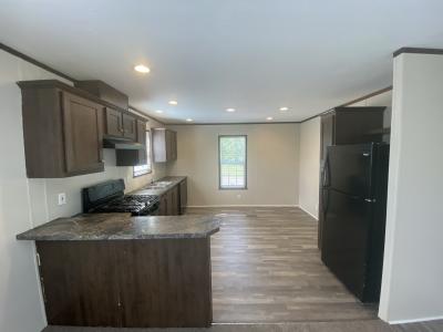 Photo 2 of 10 of home located at 542 Cour Louis Warren, MI 48091
