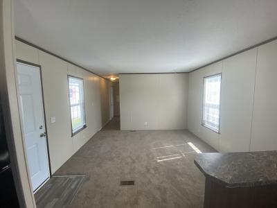 Photo 3 of 10 of home located at 542 Cour Louis Warren, MI 48091