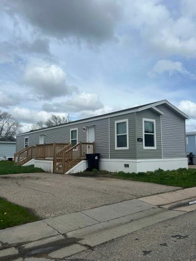Mobile Home at 1026 Monroe Avenue Lot H1026 Grand Forks, ND 58201