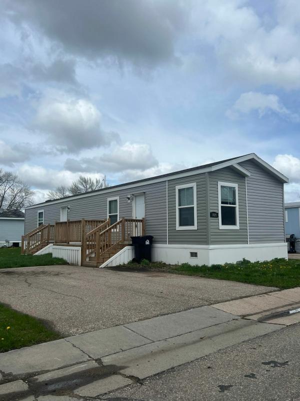 Photo 1 of 2 of home located at 1026 Monroe Avenue Lot H1026 Grand Forks, ND 58201