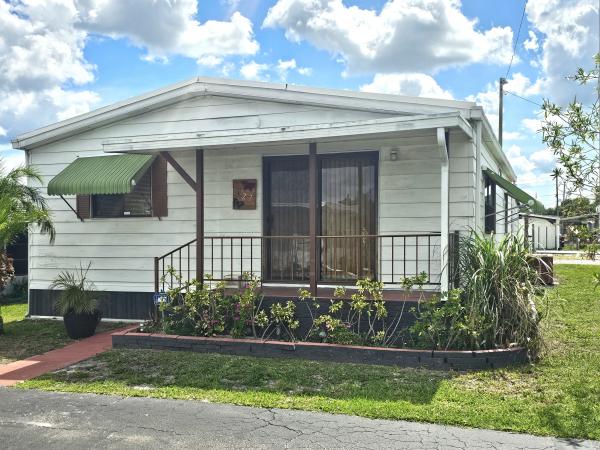 1985 PALM Mobile Home For Sale
