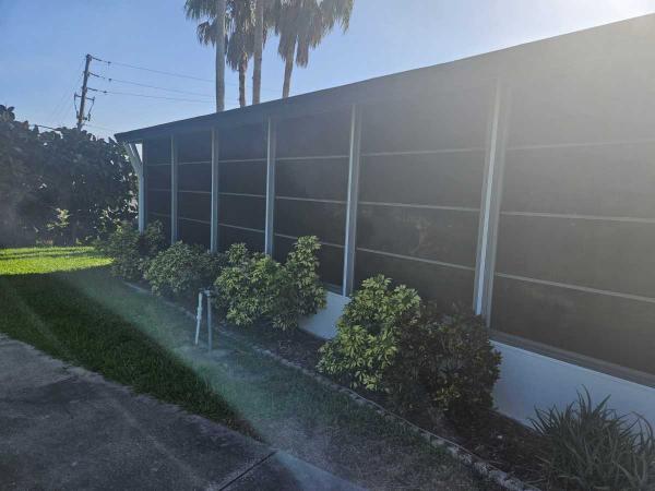 1985 1BR/1BA Mobile Home