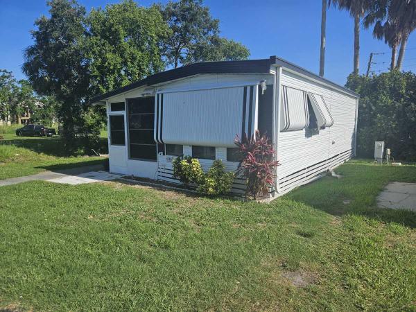 1985 1BR/1BA Mobile Home