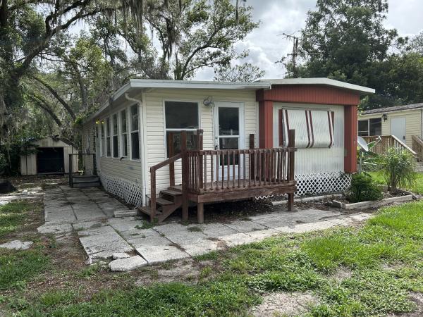 Photo 1 of 2 of home located at 38621 Fir Ave., Site 15 Zephyrhills, FL 33542