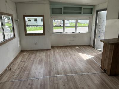Photo 4 of 8 of home located at 38621 Fir Ave., Site 32 Zephyrhills, FL 33542