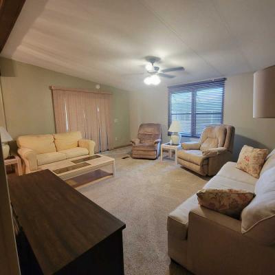 Photo 2 of 8 of home located at 104 Town & Country Blvd Sebring, FL 33870