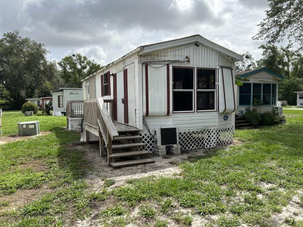 Photo 1 of 2 of home located at 38621 Fir Ave., Site 52 Zephyrhills, FL 33542