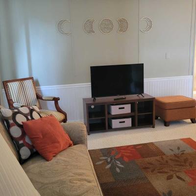 Photo 3 of 8 of home located at 204 Town & Country Blvd Sebring, FL 33870