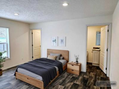 Photo 3 of 11 of home located at 700 S 12th St #8 Bismarck, ND 58504