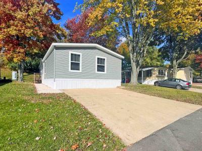 Photo 3 of 29 of home located at 201 Westwoods Amherst, OH 44001