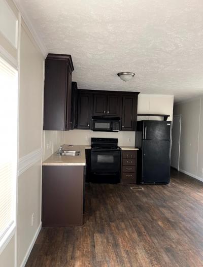 Mobile Home at 5029 Redwood North Fort Worth, TX 76119