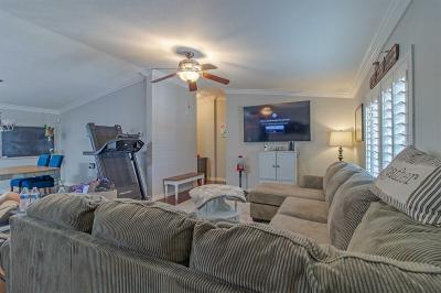 Photo 5 of 27 of home located at 2700 W. Richmar Ave. Las Vegas, NV 89123