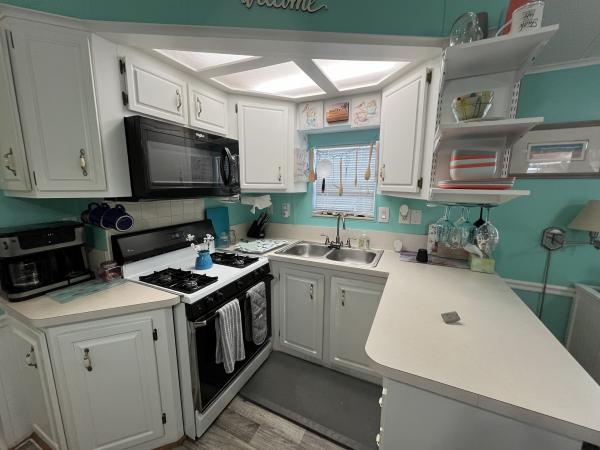 1992 Mobile Home