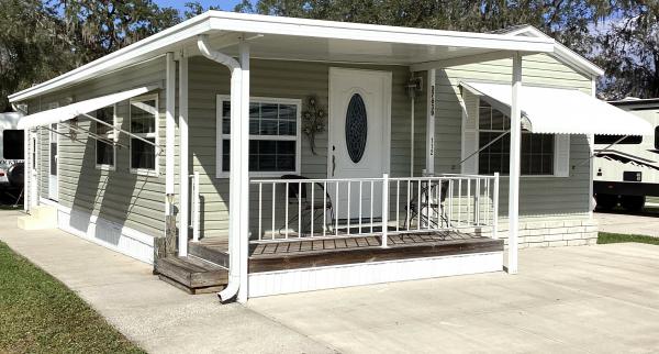 2000  Mobile Home For Sale