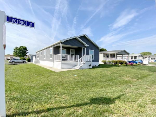 2017 Pine Grove mobile Home