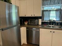 1988 HS Barrington Manufactured Home