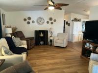 1988 HS Barrington Manufactured Home