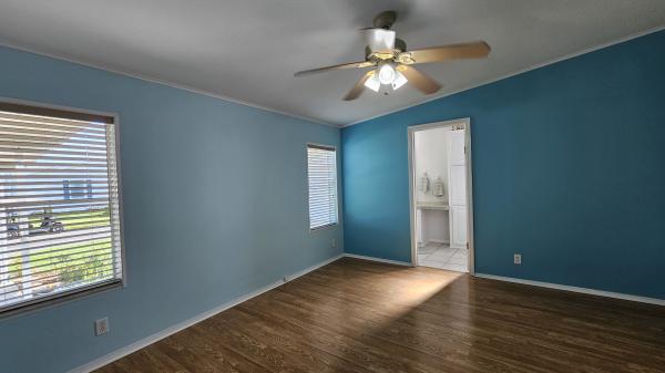 2000 Palm HDR-643 Mobile Home