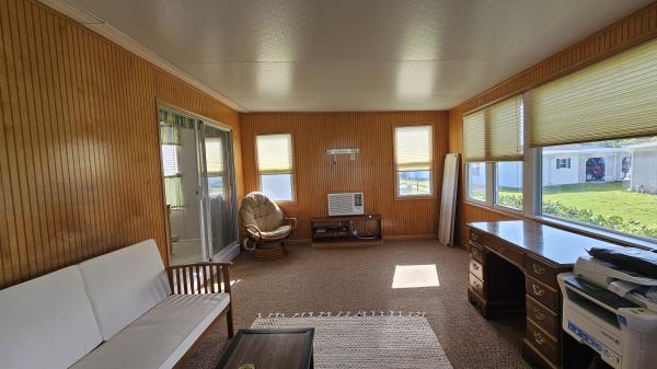 2000 Palm HDR-643 Mobile Home