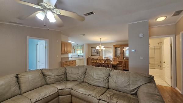 2000 Palm HDR-643 Mobile Home