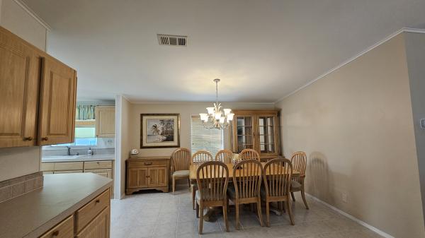 2000 Palm HDR-643 Mobile Home