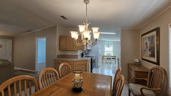 2000 Palm HDR-643 Mobile Home