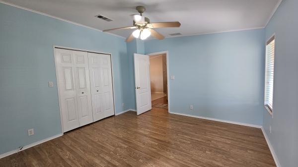 2000 Palm HDR-643 Mobile Home