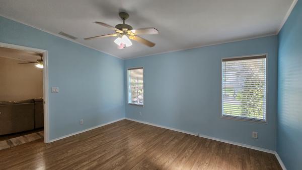 2000 Palm HDR-643 Mobile Home