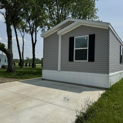 Photo 3 of 30 of home located at 9901 State Road 3 #0007 Muncie, IN 47303
