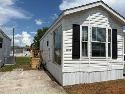 Mobile Home at 3316 Chicago Bears St Avon Park, FL 33825