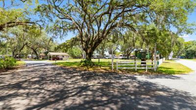 Photo 4 of 8 of home located at 38651 Tarr Drive Zephyrhills, FL 33540