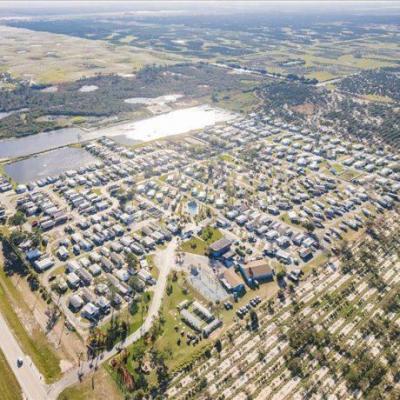 Photo 5 of 10 of home located at 5 Albert St Lake Placid, FL 33852