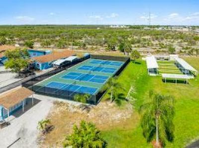 Photo 5 of 10 of home located at 33 Circle Ridge Lake Placid, FL 33852