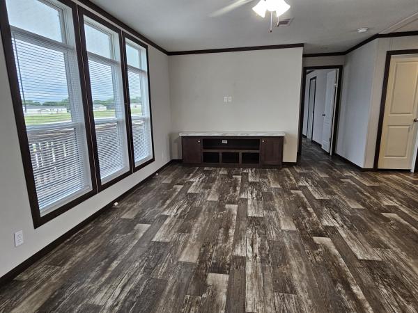 2022 Champion CSD2852K Mobile Home