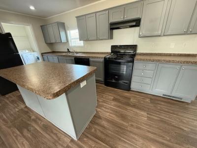 Photo 3 of 7 of home located at 1601 E Slaughter Ln. #413 Austin, TX 78747