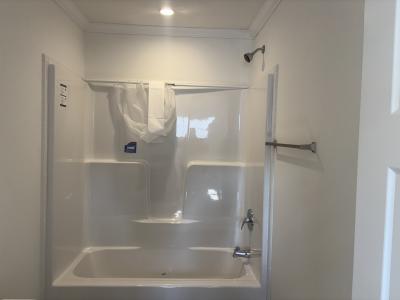 Mobile Home at 488 Briarwood Dr Middleville, MI 49333