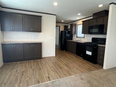 Photo 3 of 6 of home located at 2708 Cour Regis Saint Clair, MI 48079