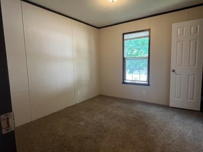 Photo 5 of 6 of home located at 2708 Cour Regis Saint Clair, MI 48079