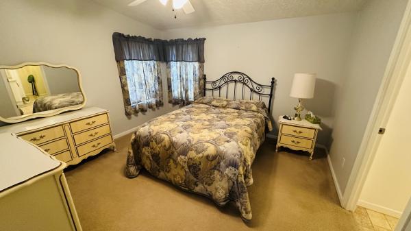 2005 KEYL 05610324TAB Mobile Home