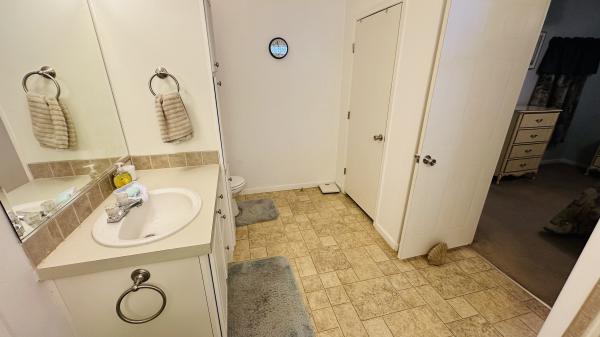 2005 KEYL 05610324TAB Mobile Home