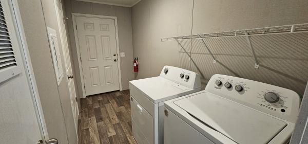 2022 Champion Redman Advantage II  Home