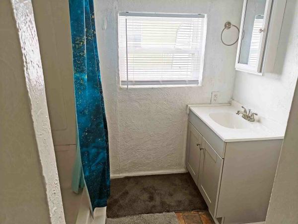 1995 Century 701 Manufactured Home