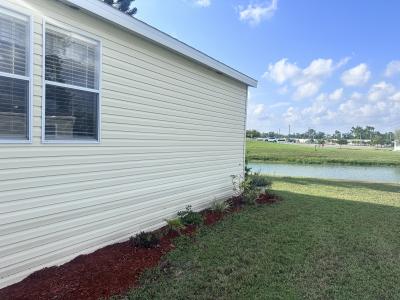 Photo 4 of 20 of home located at 7616 Desoto Drive Ellenton, FL 34222