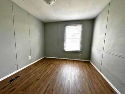 Photo 5 of 8 of home located at 335 SE Balboa Dr. #40 Madison, FL 32340