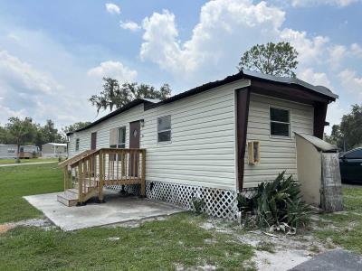 Mobile Home at 8536 Honeywell Rd. Site 39 Gibsonton, FL 33534