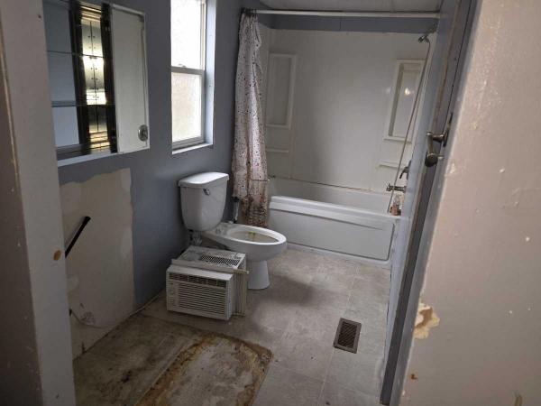 1983 Mobile Home