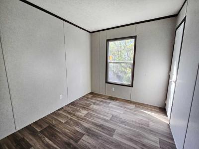 Photo 4 of 5 of home located at 8649 E 19th St Lot 176 Kansas City, MO 64126