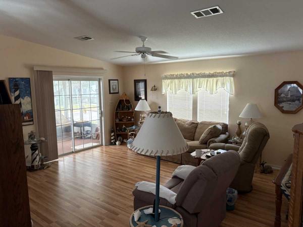 2000 Skyline Manufactured Home