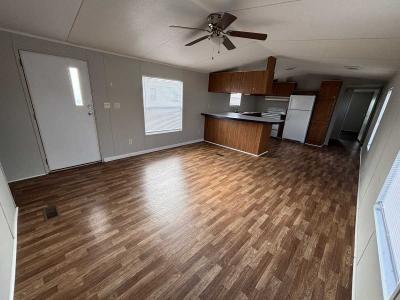 Photo 4 of 11 of home located at 5018 White Oak Road Marianna, FL 32446