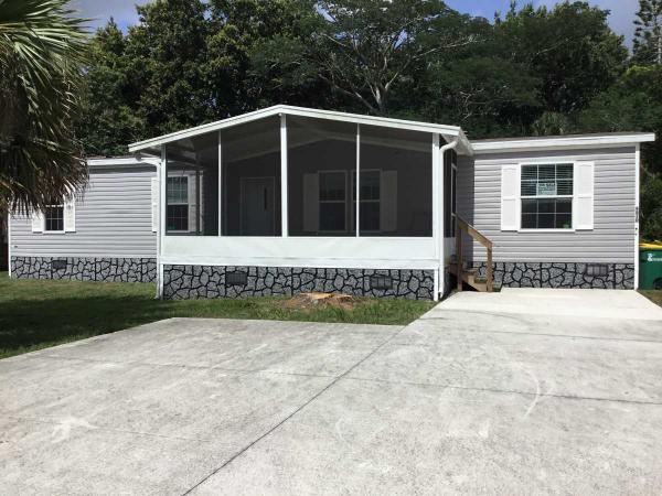 2022 Champion HS Mobile Home
